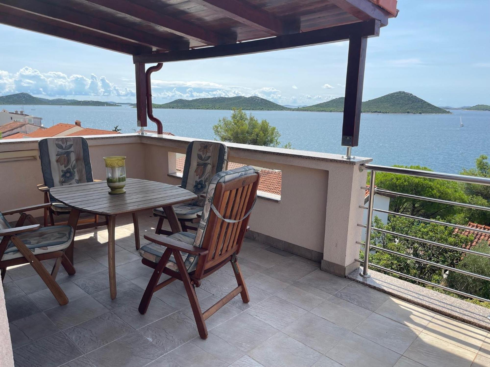 Apartment Mona 1, Fantastischer Meerblick Drage Exterior foto